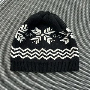 Cozy Talbots Black & Cream Patterned Winter Beanie. One Size Fits All.